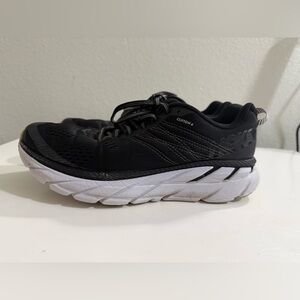 Hoka One One Men's Clifton 6 Running Shoe - Black & White